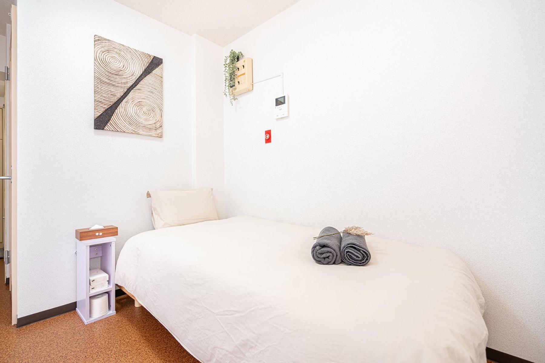 新宿歌舞伎町東新宿站3分钟，徒步伊势丹4分钟免费wi-fi！ Appartement