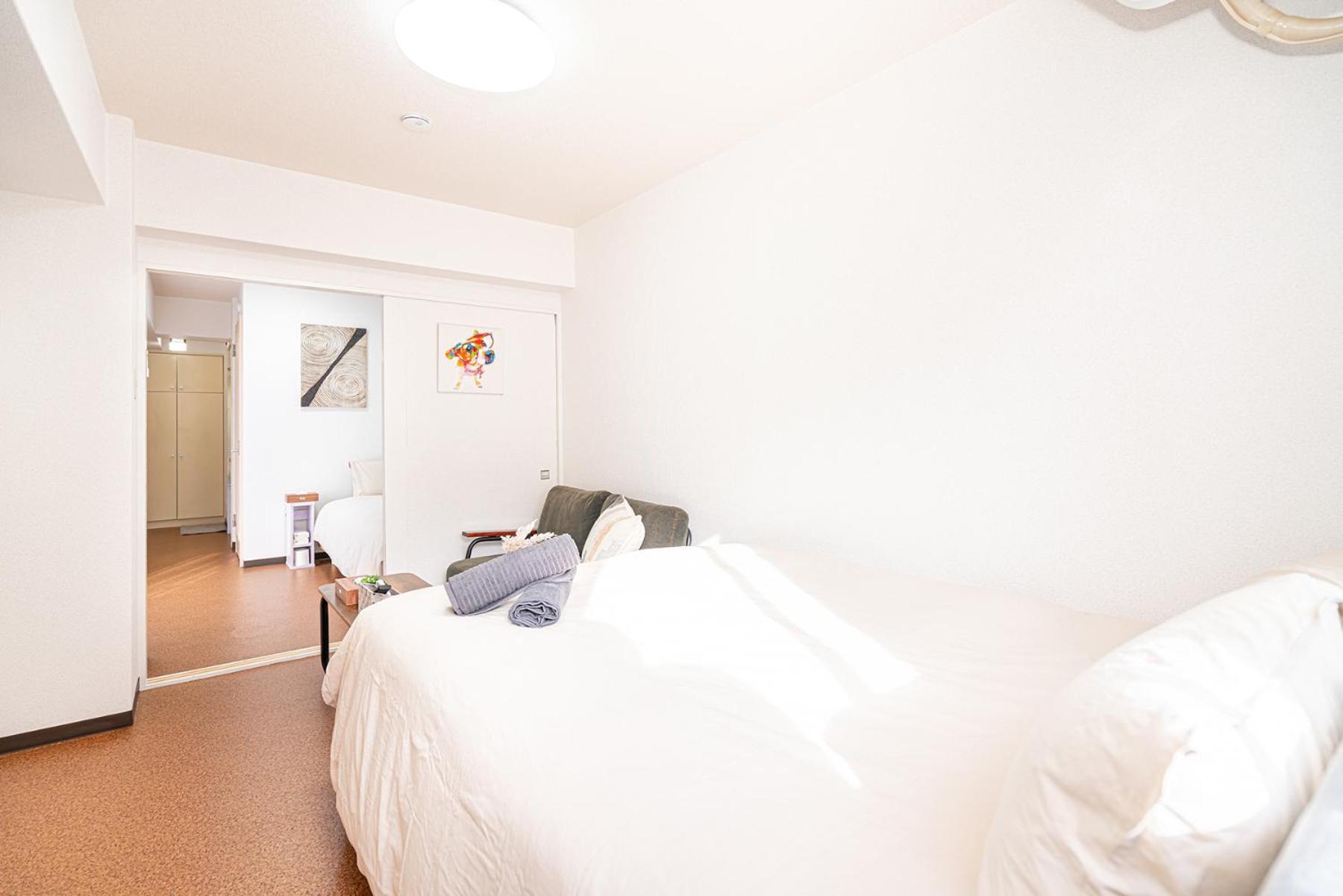 Appartement 新宿歌舞伎町東新宿站3分钟，徒步伊势丹4分钟免费wi-fi！